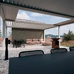 Апарт-отель Neu Residences Smart