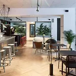 Neu Residences Smart Апарт-отель 4*