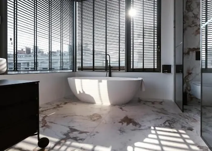 Neu Residences Smart Aparthotel 4*