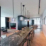 Neu Residences Smart Апарт-готель 4*