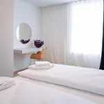 Апарт-готель Neu Residences Smart Любляна