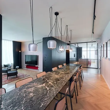Neu Residences Smart Aparthotel 4*