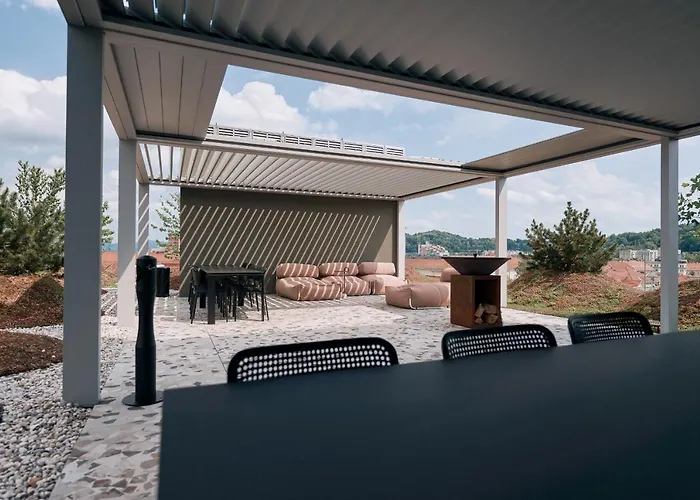 Aparthotel Neu Residences Smart