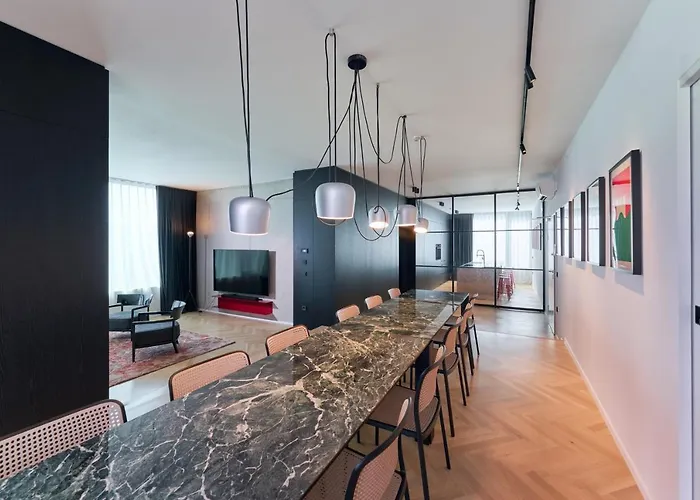 Neu Residences Smart Aparthotel 4*