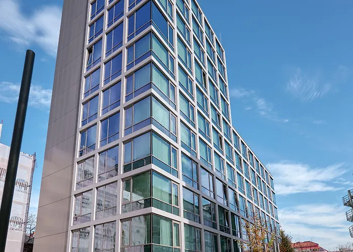 Aparthotel Neu Residences Smart